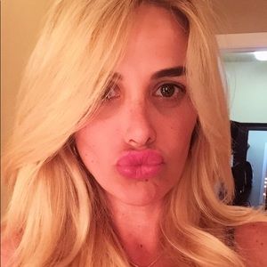 Meet your Posher, Keren